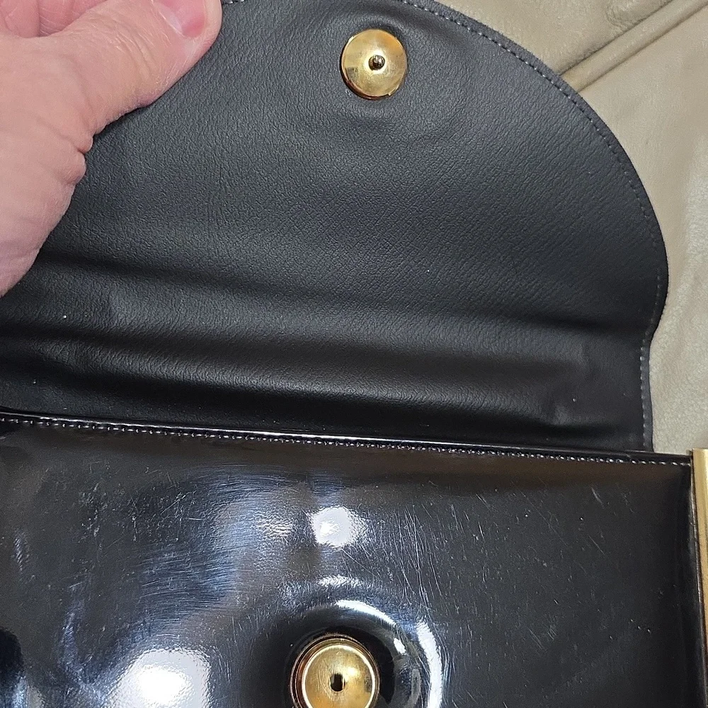 Cappagallo Elegant Black/Gold Chain Shoulder/Evening Bag Purse Patent Leather‎